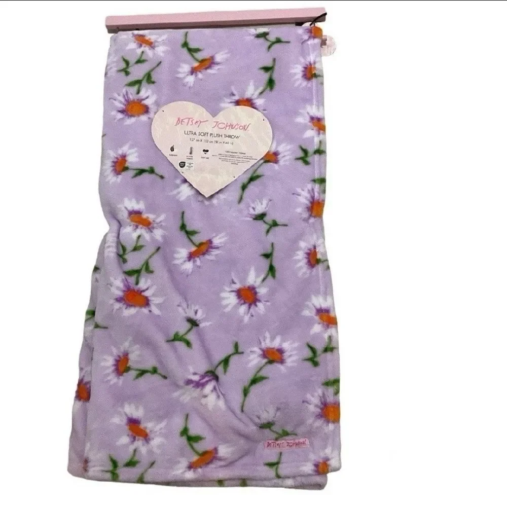 Betsey Johnson Ultra Soft Plush Throw Purple Floral